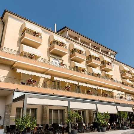 Hotel Pace Torri Del Benaco Exterior photo